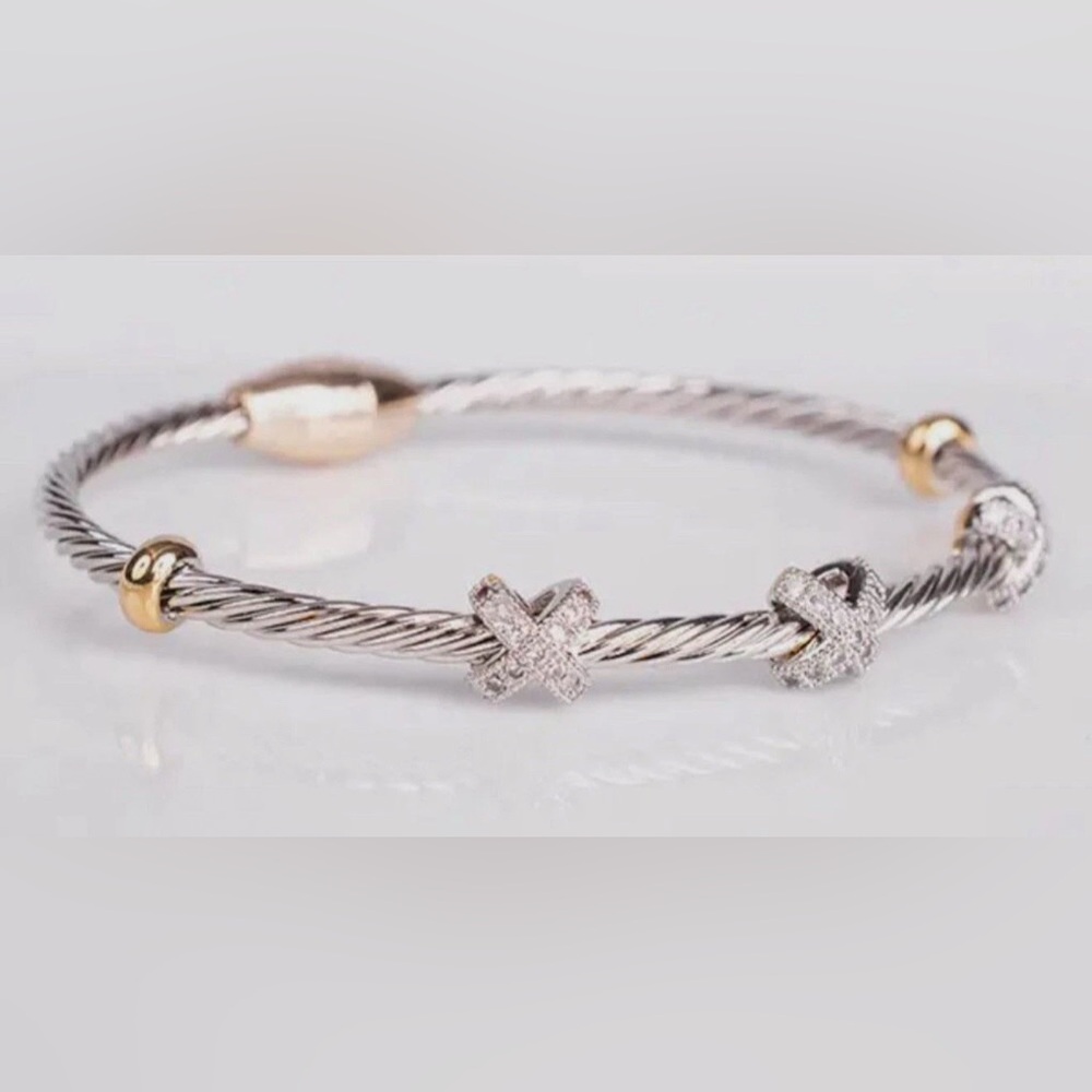 Love My X Flex Bracelet NWT
